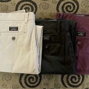 Total 3 Banana Republic Men's Chinos - Black, Cream, Burgundy
